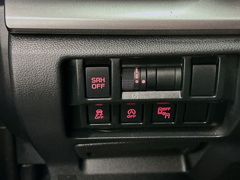 Used 2022 Subaru Crosstrek 2.5i Limited w/ Moonroof Package 2 image 17