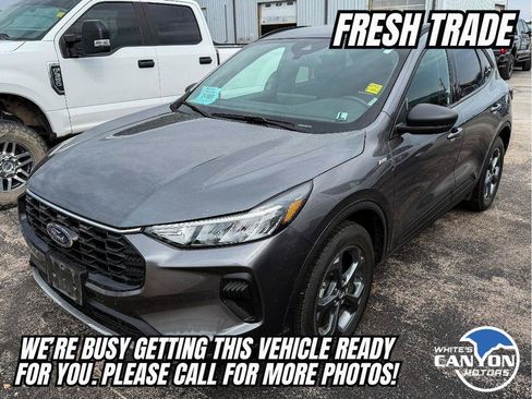 Used 2025 Ford Escape ST-Line w/ Tech Pack #1 AWD/4WD image 4
