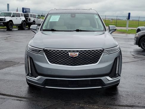 Used 2024 Cadillac XT6 Premium Luxury w/ Technology Package AWD/4WD image 2