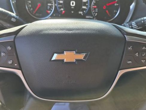 Used 2023 Chevrolet Traverse Premier AWD/4WD image 21