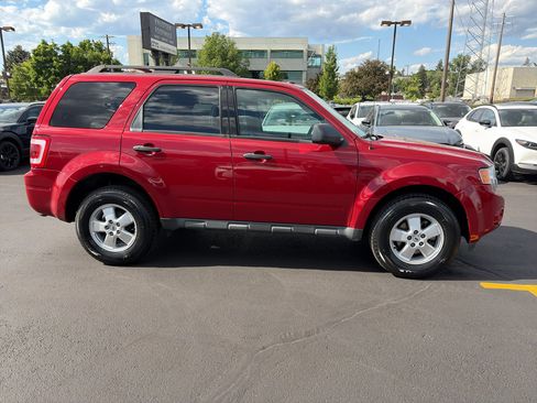 Used 2009 Ford Escape XLT AWD/4WD image 10