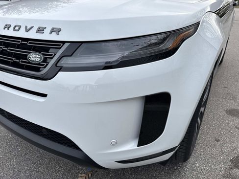 New 2026 Land Rover Range Rover Evoque S image 9