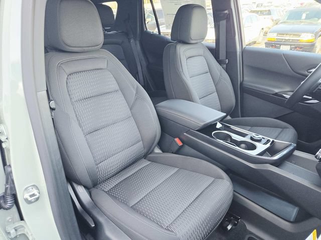 New 2026 Chevrolet Equinox LT w/ Midnight Edition AWD/4WD image 12