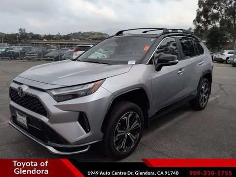 Certified 2025 Toyota RAV4 XSE image 1