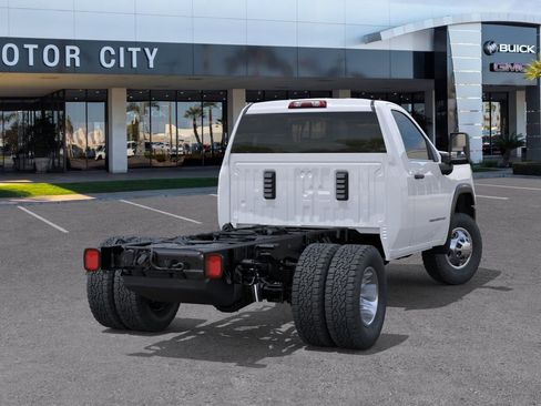New 2026 GMC Sierra 3500 Pro w/ Convenience Package RWD image 4