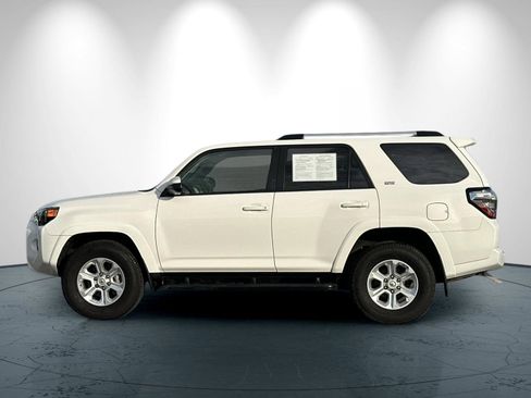 Used 2020 Toyota 4Runner SR5 image 7