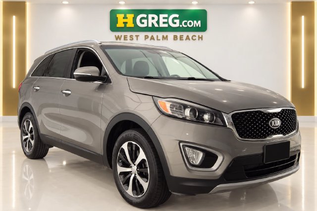 Used 2017 Kia Sorento EX FWD image 4