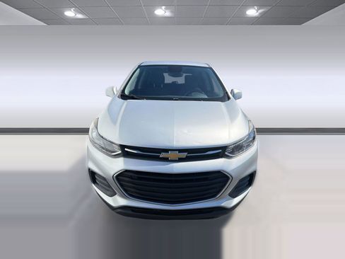 Used 2020 Chevrolet Trax LS w/ Tint and Cruise Package FWD image 6
