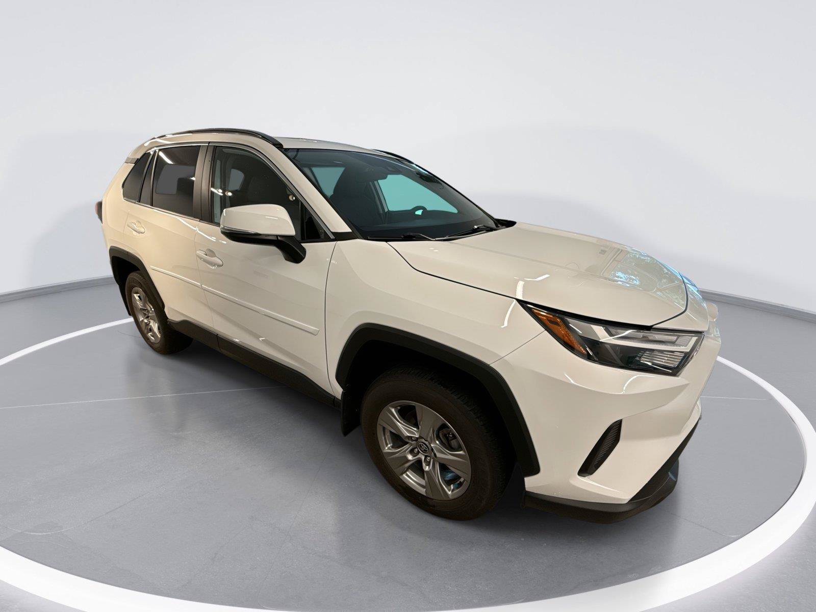 Used 2024 Toyota RAV4 XLE w/ Convenience Package AWD/4WD image 1