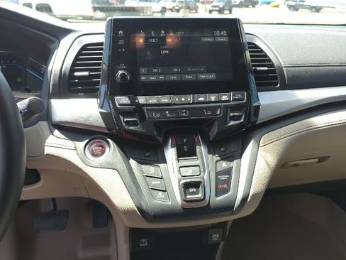 Used 2024 Honda Odyssey EX-L image 9