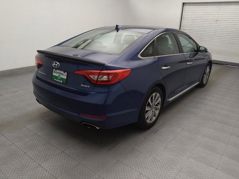 Used 2017 Hyundai Sonata Sport w/ Value Edition Package 02 FWD image 9
