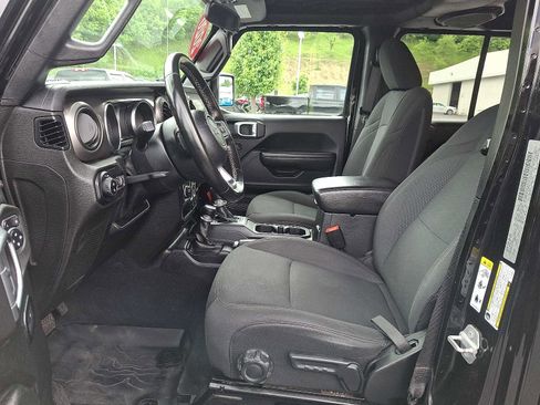 Used 2020 Jeep Gladiator Sport w/ Quick Order Package 24S AWD/4WD image 13