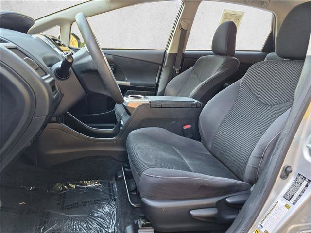 Used 2016 Toyota Prius V Two FWD image 15