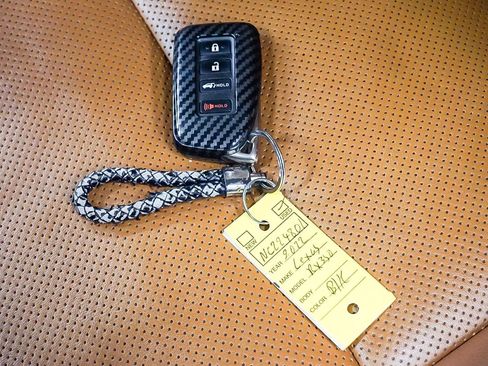 Used 2022 Lexus RX 350 FWD w/ Premium Package image 22