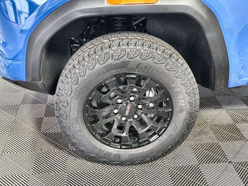 New 2026 GMC Canyon Elevation w/ Convenience Package image 12