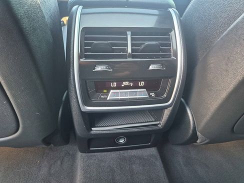 Used 2022 BMW X5 sDrive40i w/ Premium Package image 24