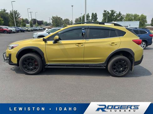 Used 2021 Subaru Crosstrek 2.5i Limited w/ Moonroof Package 2 AWD/4WD image 1