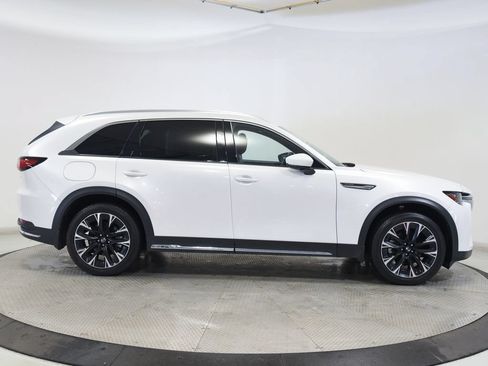 Used 2024 MAZDA CX-90 Plug-In Hybrid w/ Premium Plus AWD/4WD image 10