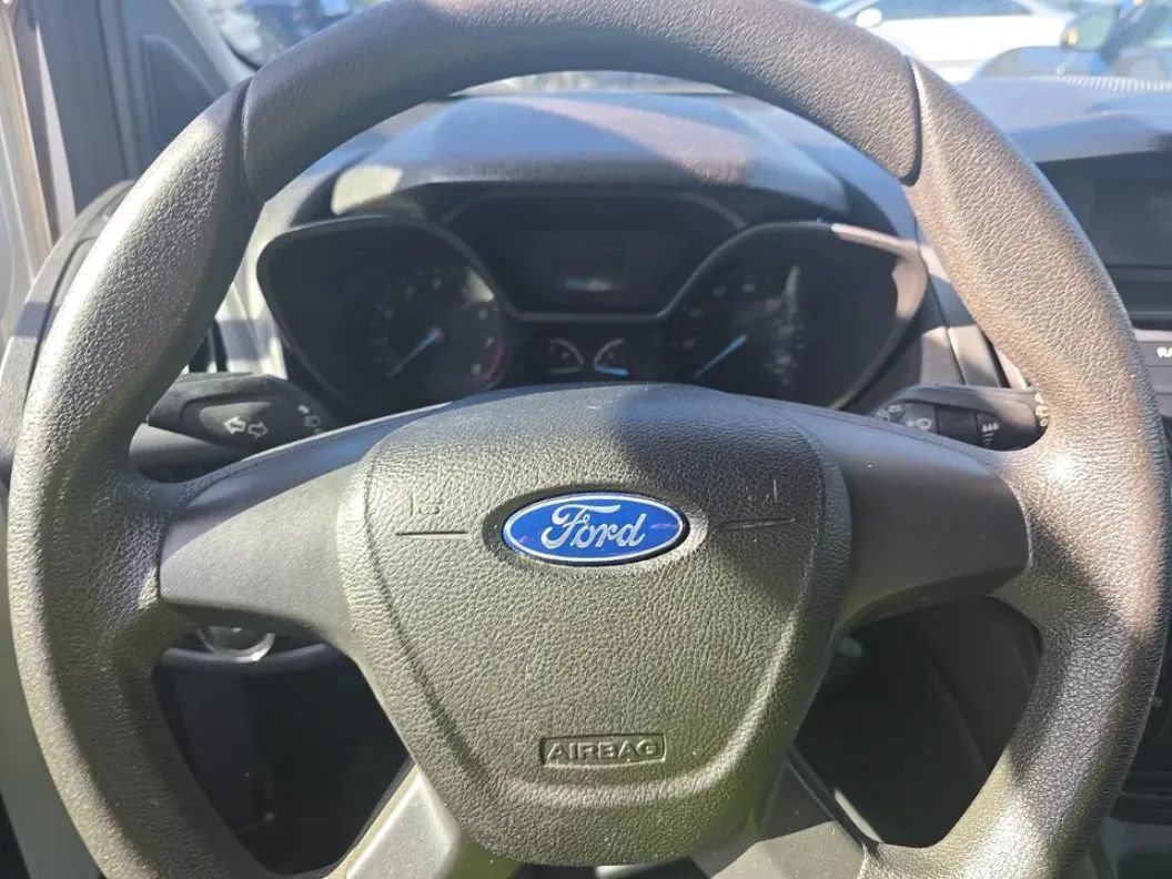 Used 2016 Ford Transit Connect XL FWD image 11