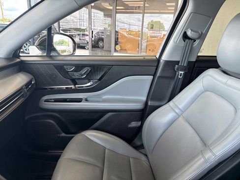 Certified 2021 Lincoln Corsair AWD w/ Premium Package image 26
