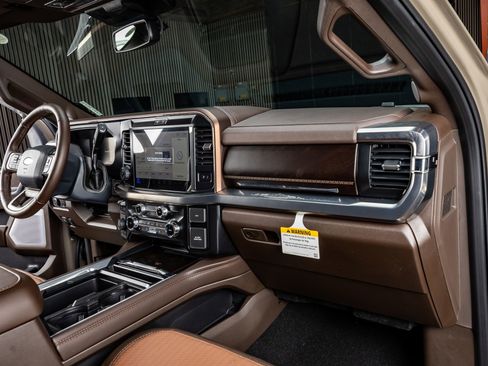 Used 2026 Ford F350 King Ranch w/ Chrome Package image 18