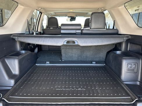 Used 2022 Toyota 4Runner SR5 Premium w/ Moonroof Package RWD image 15
