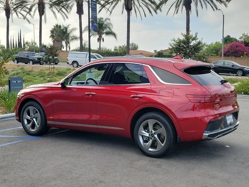 Certified 2026 Genesis GV70 2.5T Select AWD/4WD image 27