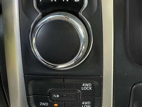 Used 2015 RAM 1500 Outdoorsman image 35