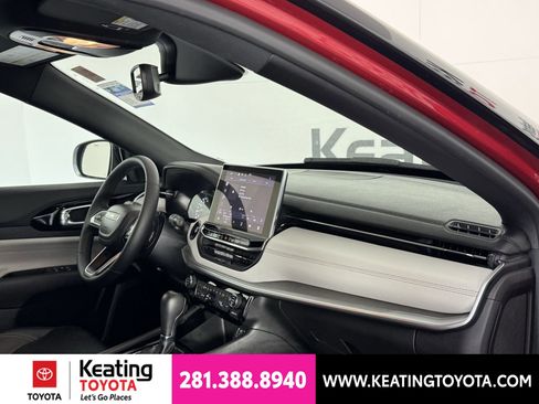 Used 2025 Jeep Compass Limited AWD/4WD image 21