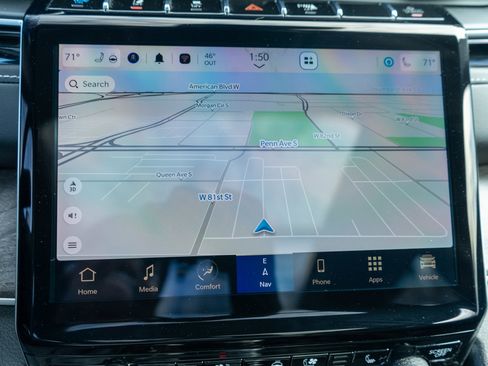 Used 2022 Jeep Grand Cherokee Limited 4xe w/ Luxury Tech Group II image 19