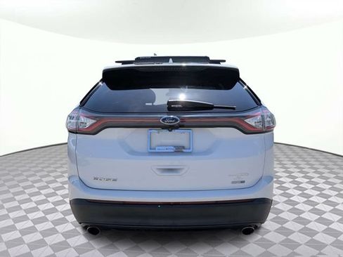 Used 2018 Ford Edge SE AWD/4WD image 5