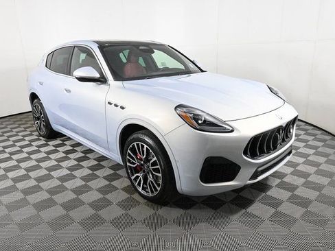 New 2025 Maserati Grecale GT image 29