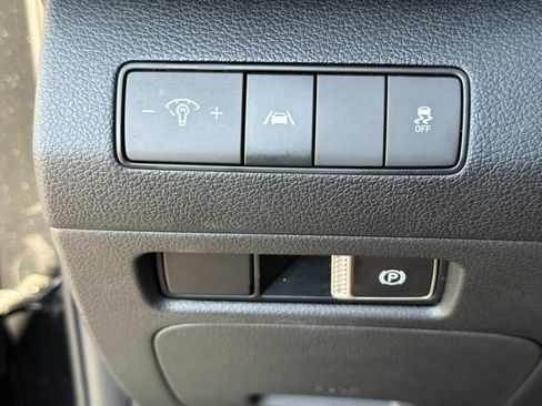 Used 2023 Hyundai Santa Fe SE AWD/4WD image 18