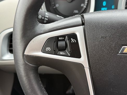 Used 2011 Chevrolet Equinox LT w/ Driver Convenience Package image 15