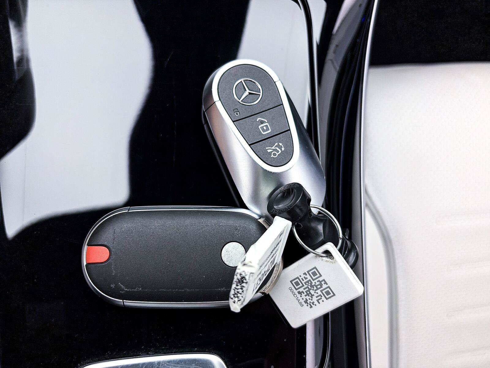Used 2023 Mercedes-Benz C 300 Sedan image 26