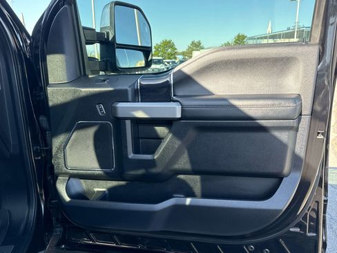 Used 2020 Ford F350 Platinum AWD/4WD image 17