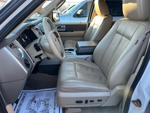 Used 2013 Ford Expedition EL XLT image 13