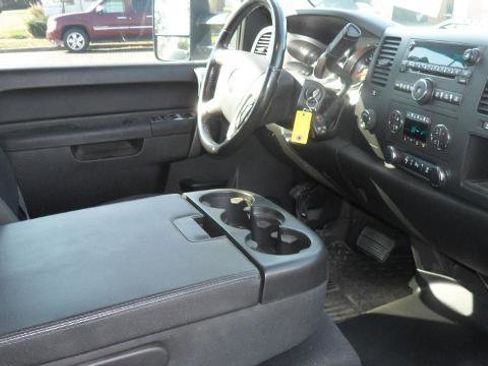 Used 2013 GMC Sierra 2500 SLE w/ SLE Preferred Package image 17