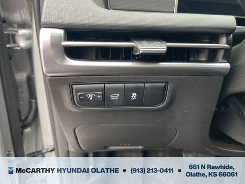 Certified 2025 Hyundai Tucson SEL FWD image 28