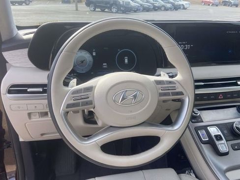 Used 2024 Hyundai Palisade Calligraphy image 14