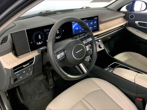 Used 2025 Hyundai Sonata SEL FWD image 14