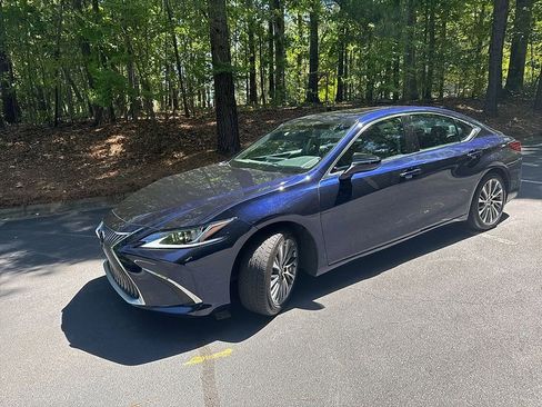 Used 2021 Lexus ES 350 w/ Premium Package FWD image 3