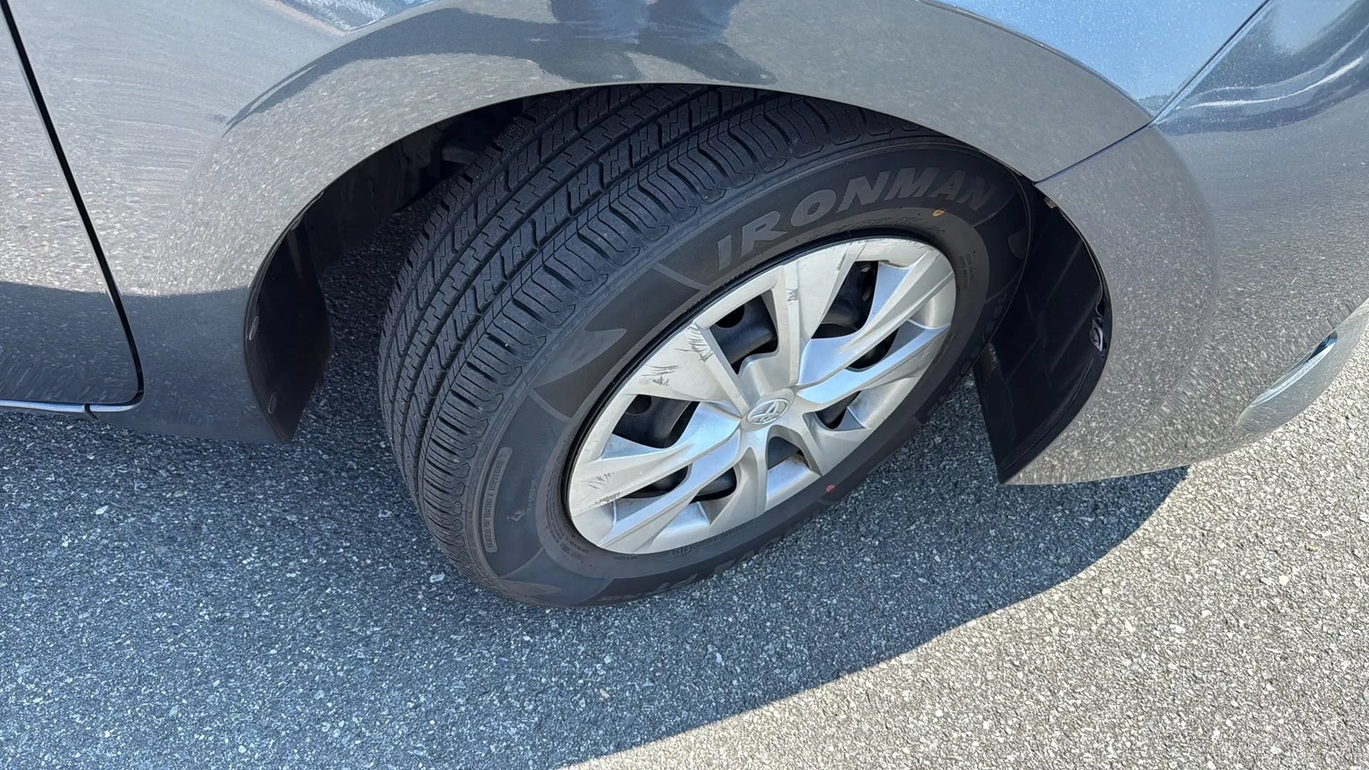 Used 2019 Toyota Corolla L FWD image 7