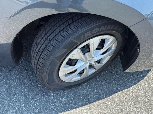 Used 2019 Toyota Corolla L FWD image 7