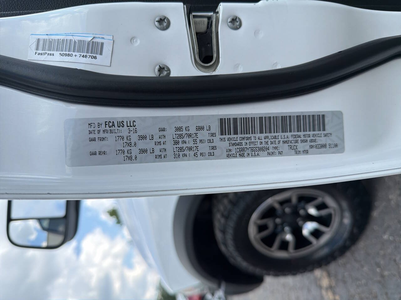 Used 2016 RAM 1500 Rebel w/ Luxury Group AWD/4WD image 39