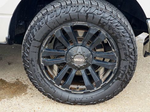 Used 2013 Ford F150 XLT w/ Luxury Equipment Group AWD/4WD image 9