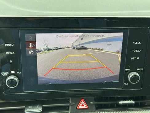 Used 2023 Kia Sportage LX image 21
