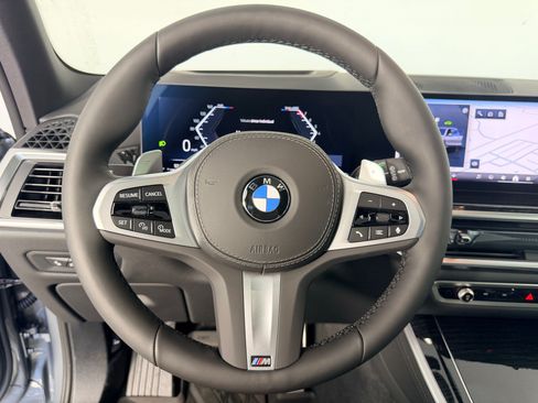 New 2026 BMW X5 xDrive40i w/ M Sport Package AWD/4WD image 11