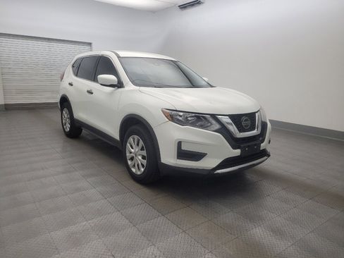 Used 2020 Nissan Rogue S AWD/4WD image 13