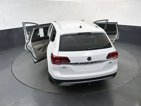 Used 2018 Volkswagen Atlas SE AWD/4WD image 17